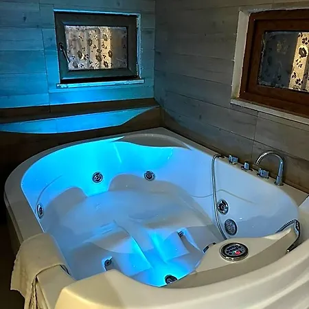 Relax In Bed & Breakfast 4*